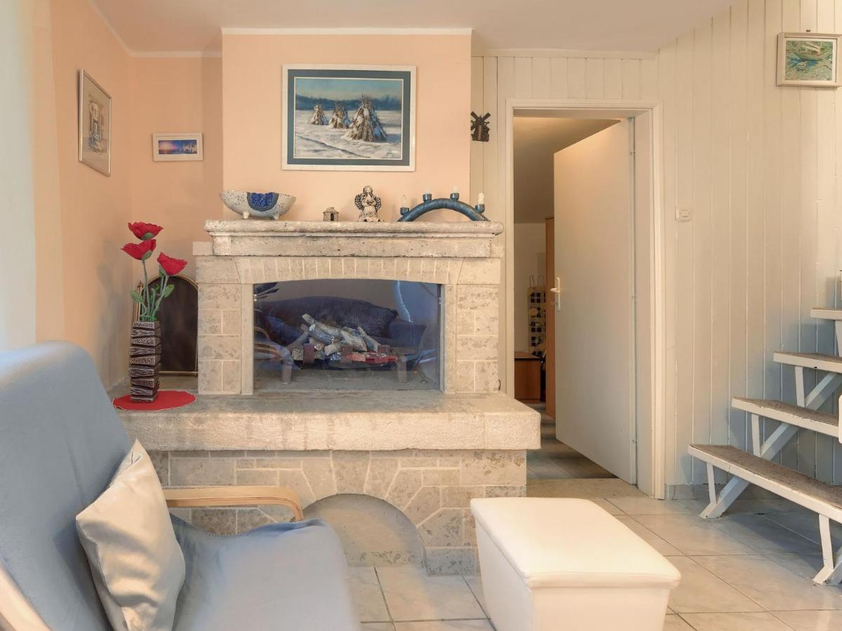 Holiday Home Lavanda - Roj453 By Interhome Zminj ภายนอก รูปภาพ