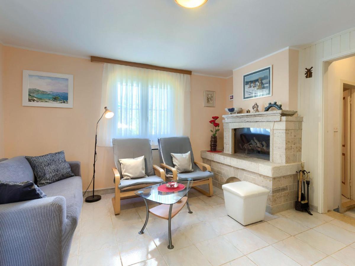 Holiday Home Lavanda - Roj453 By Interhome Zminj ภายนอก รูปภาพ
